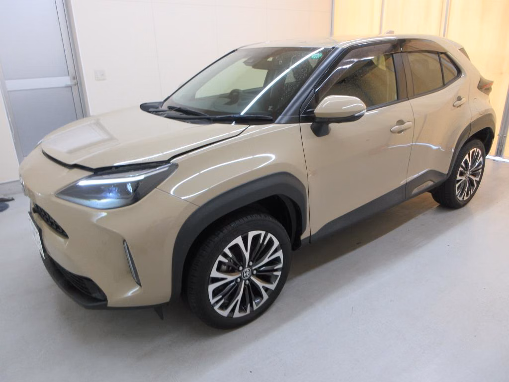 TOYOTA YARIS CROSS