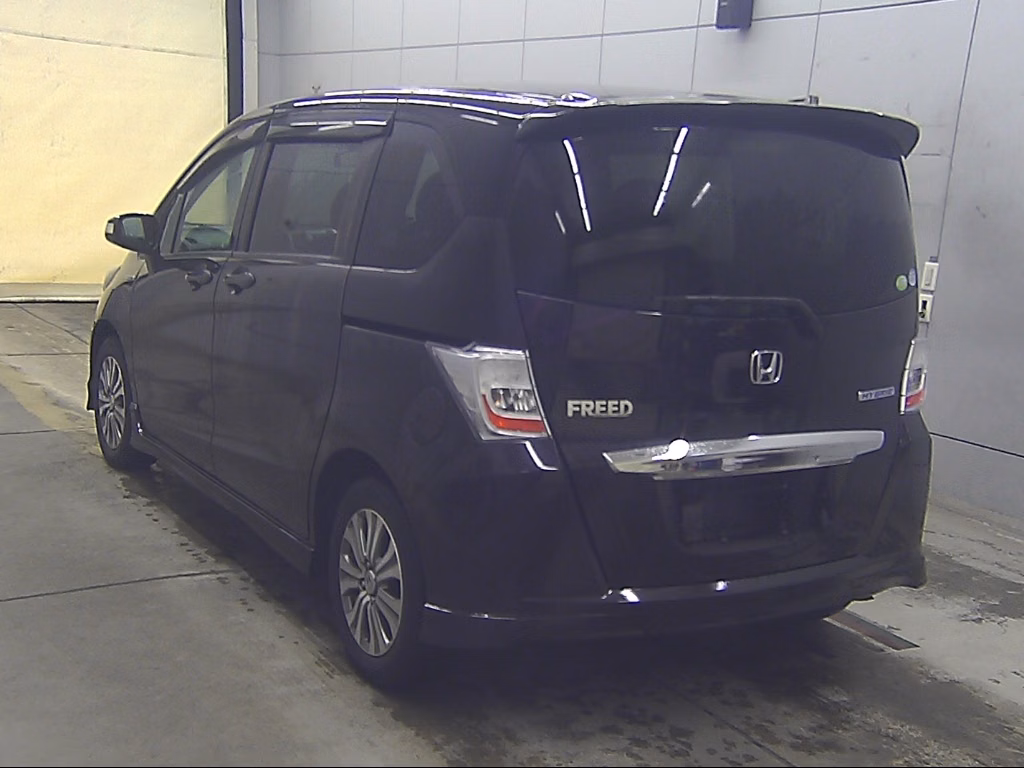 HONDA FREED