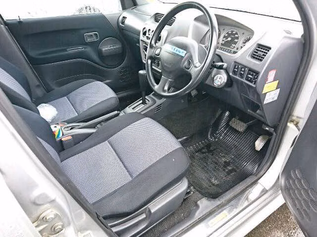 DAIHATSU TERIOS KID