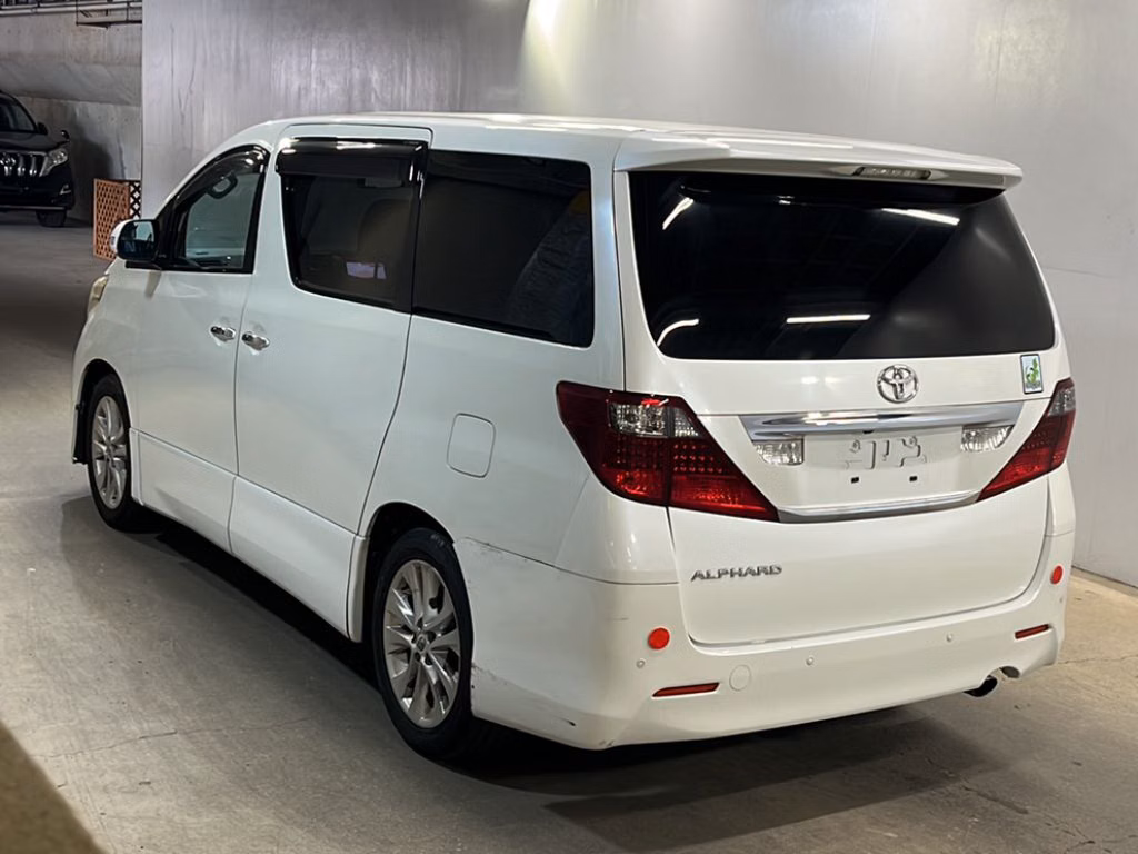 TOYOTA ALPHARD