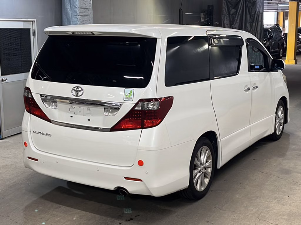 TOYOTA ALPHARD