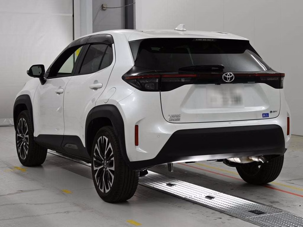 TOYOTA YARIS CROSS