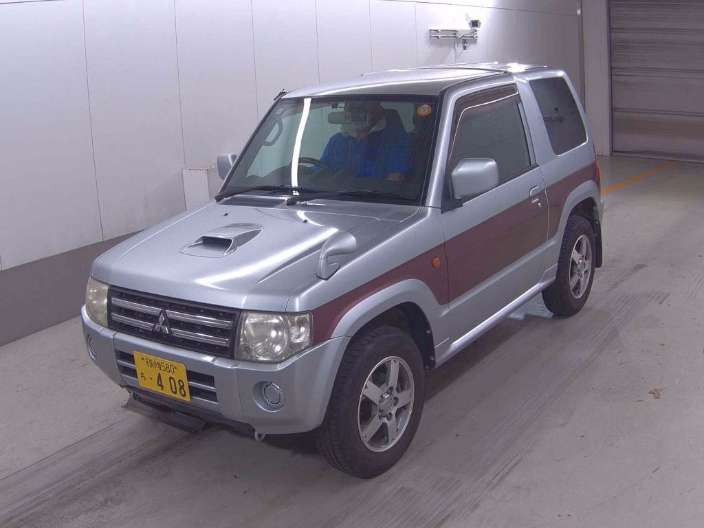 MITSUBISHI PAJERO MINI