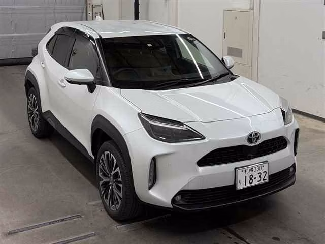 TOYOTA YARIS CROSS