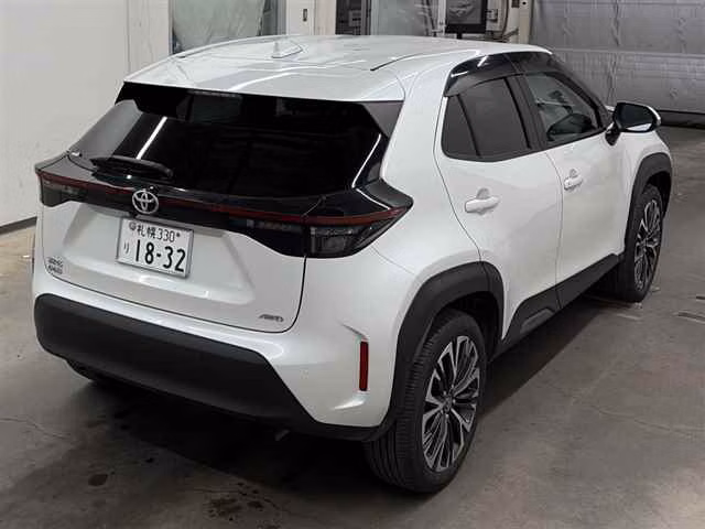 TOYOTA YARIS CROSS