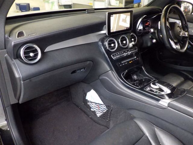 MERCEDES-BENZ GLC-CLASS