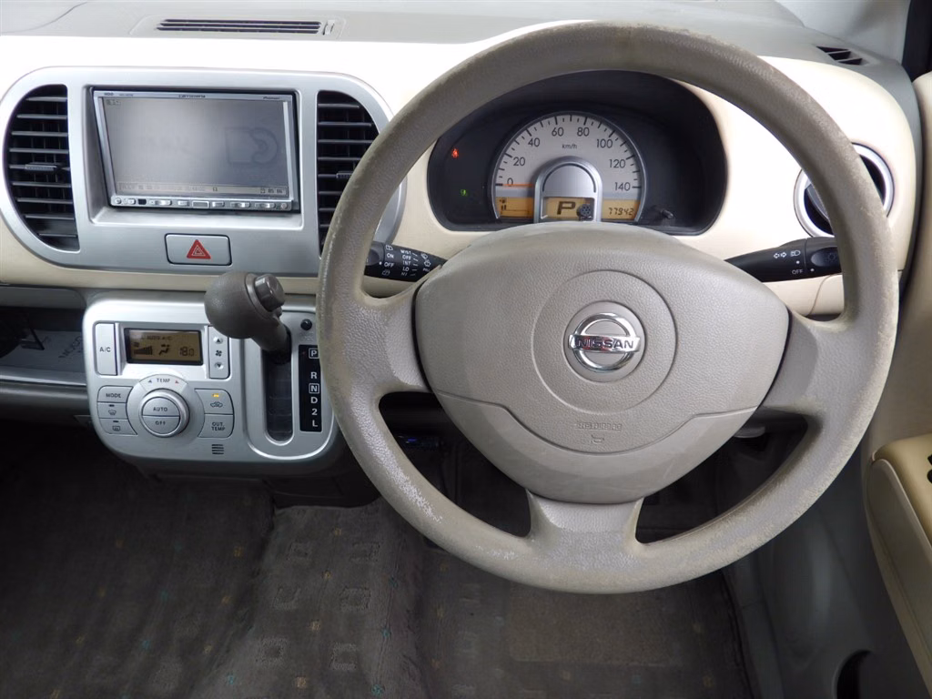 NISSAN MOCO
