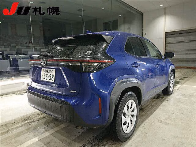 TOYOTA YARIS CROSS