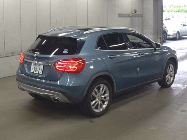 MERCEDES-BENZ GLA-CLASS