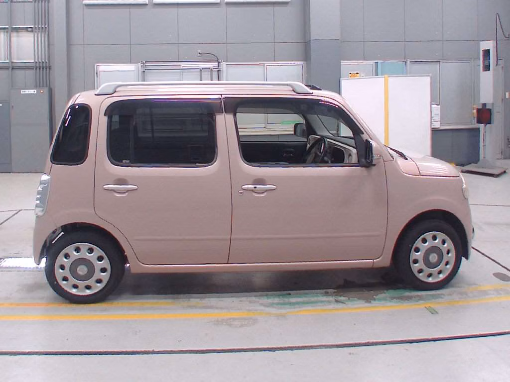 DAIHATSU MIRA COCOA