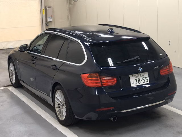 BMW 3-SERIES