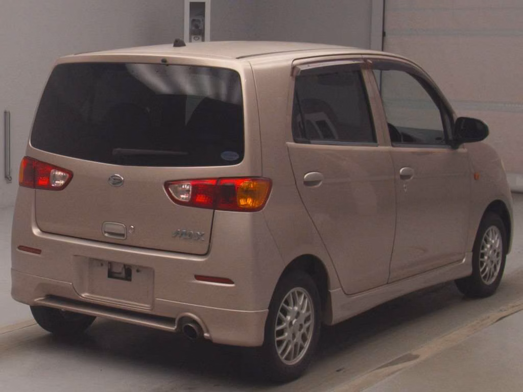 DAIHATSU MAX