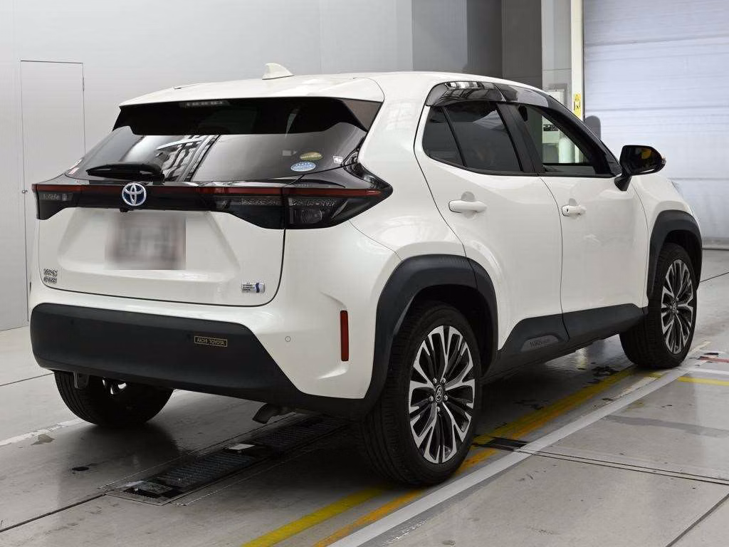 TOYOTA YARIS CROSS