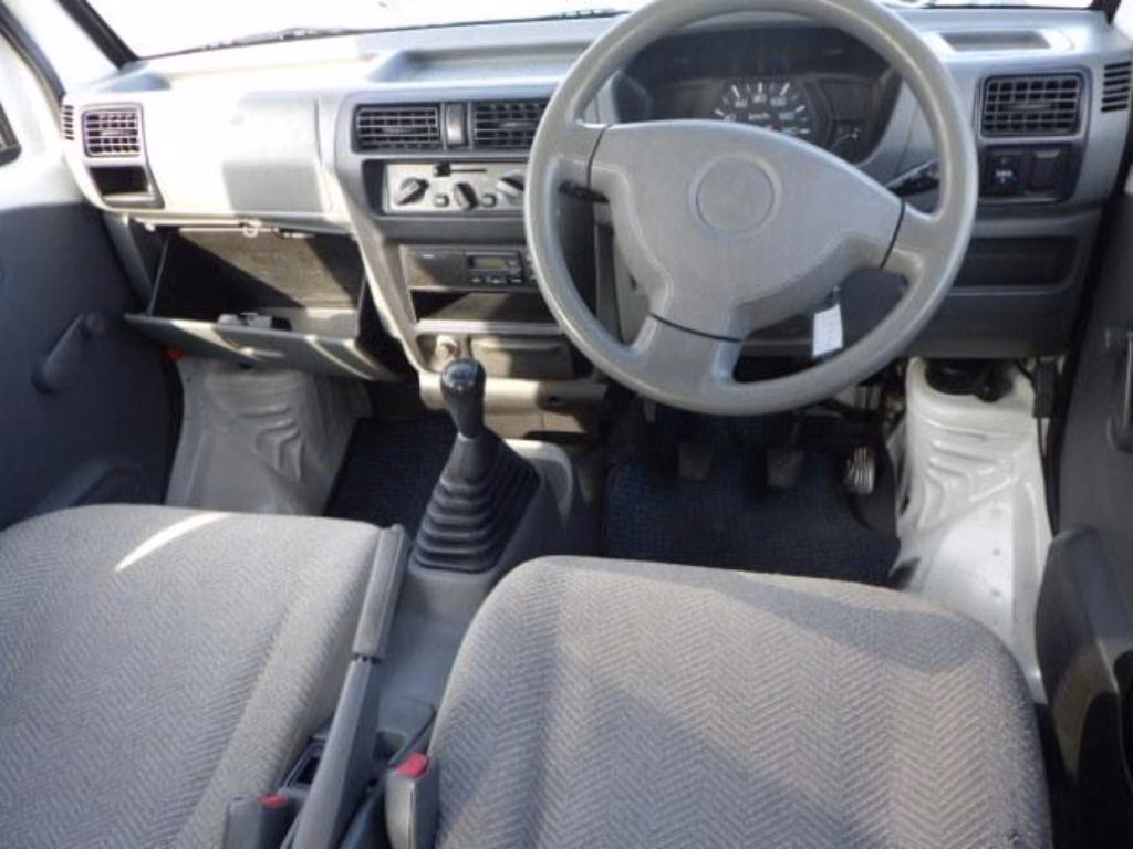 MITSUBISHI MINICAB