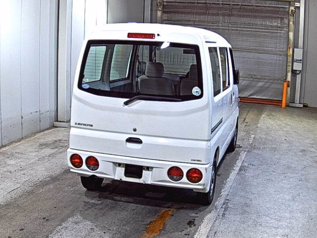 MITSUBISHI MINICAB
