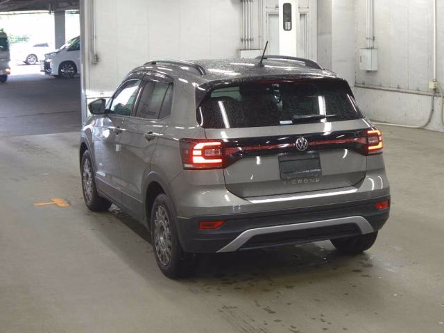 VOLKSWAGEN T-CROSS
