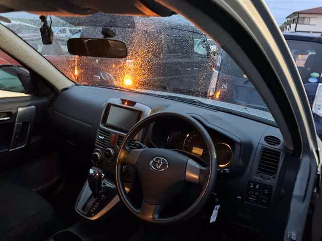 TOYOTA RUSH