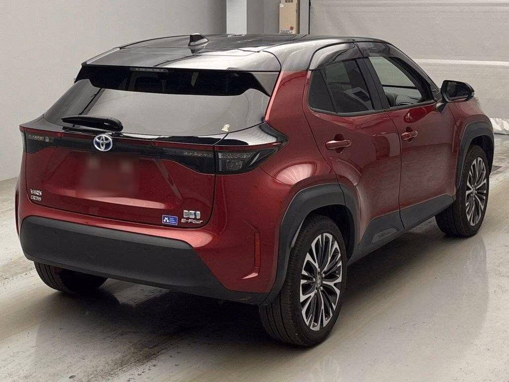 TOYOTA YARIS CROSS