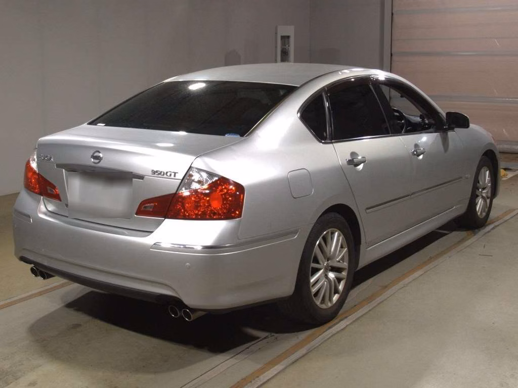 NISSAN FUGA