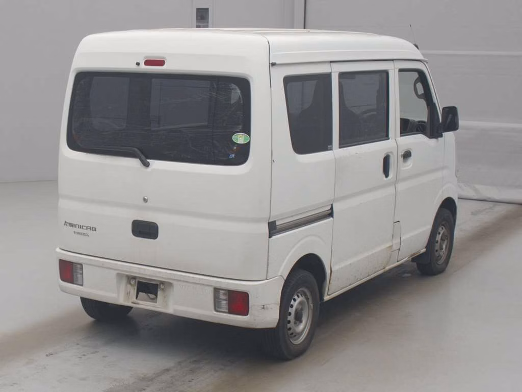 MITSUBISHI MINICAB