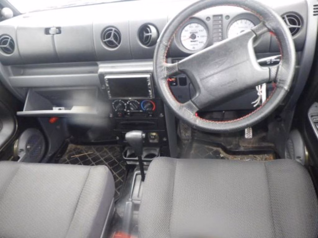 DAIHATSU NAKED
