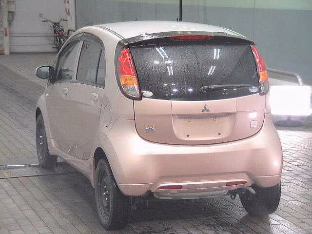 MITSUBISHI I