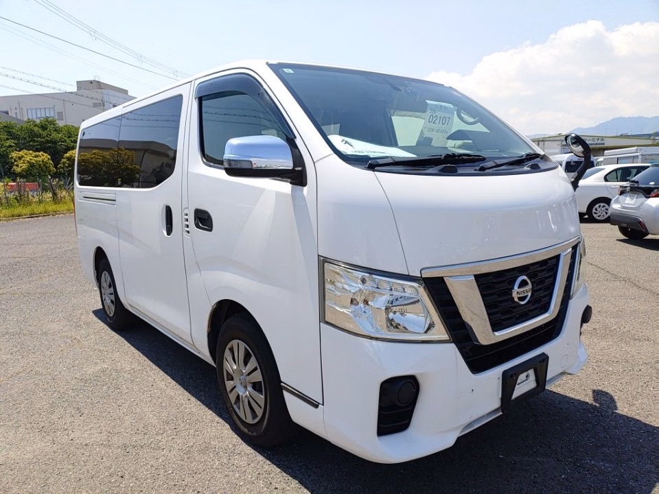 NISSAN NV350 CARAVAN