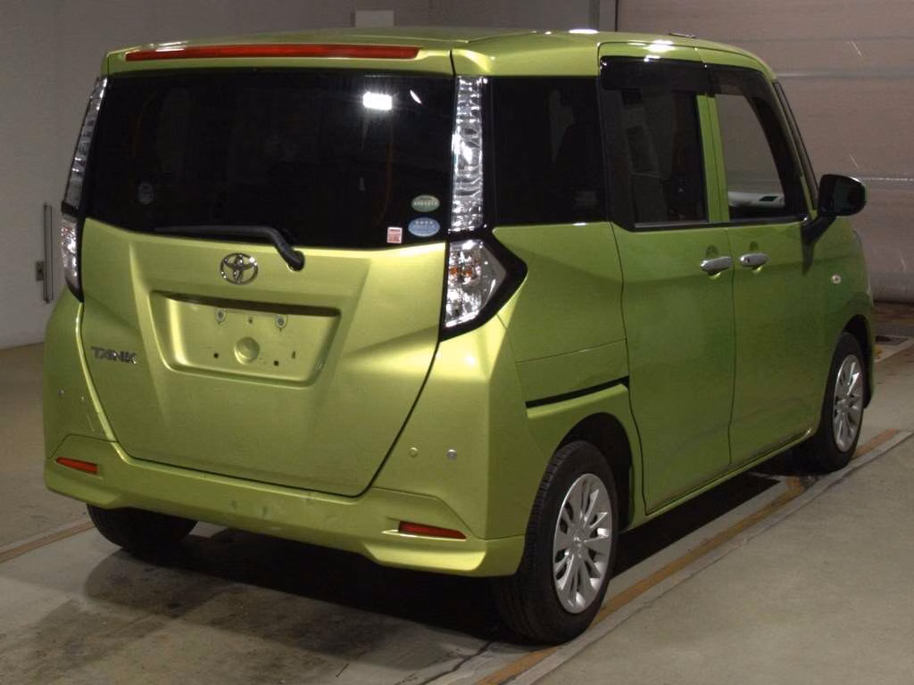 TOYOTA TANK