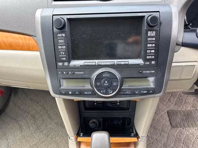 TOYOTA PREMIO