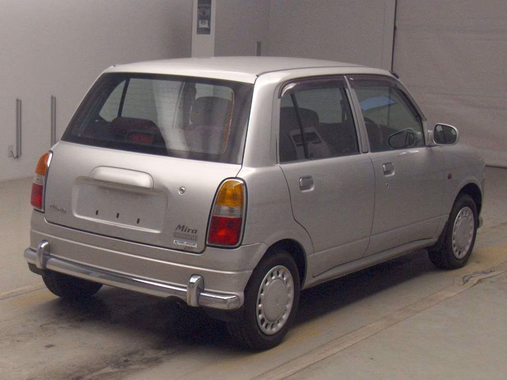 DAIHATSU MIRA GINO
