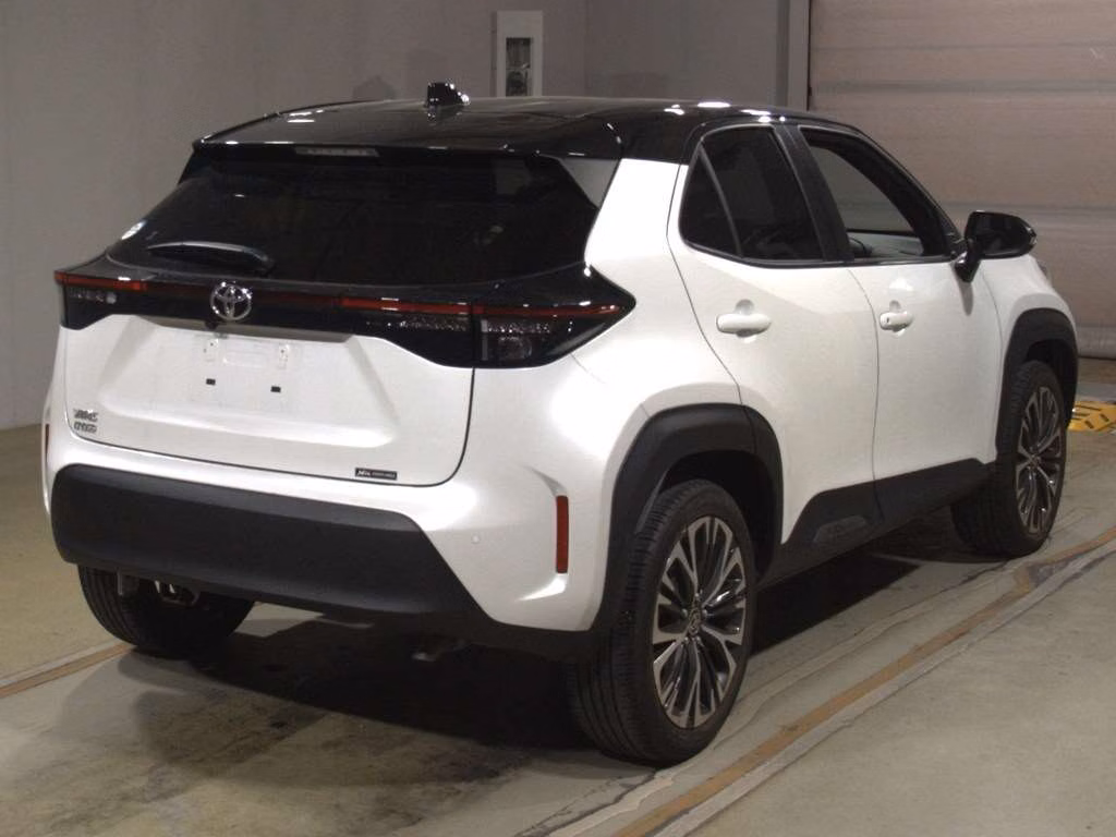 TOYOTA YARIS CROSS
