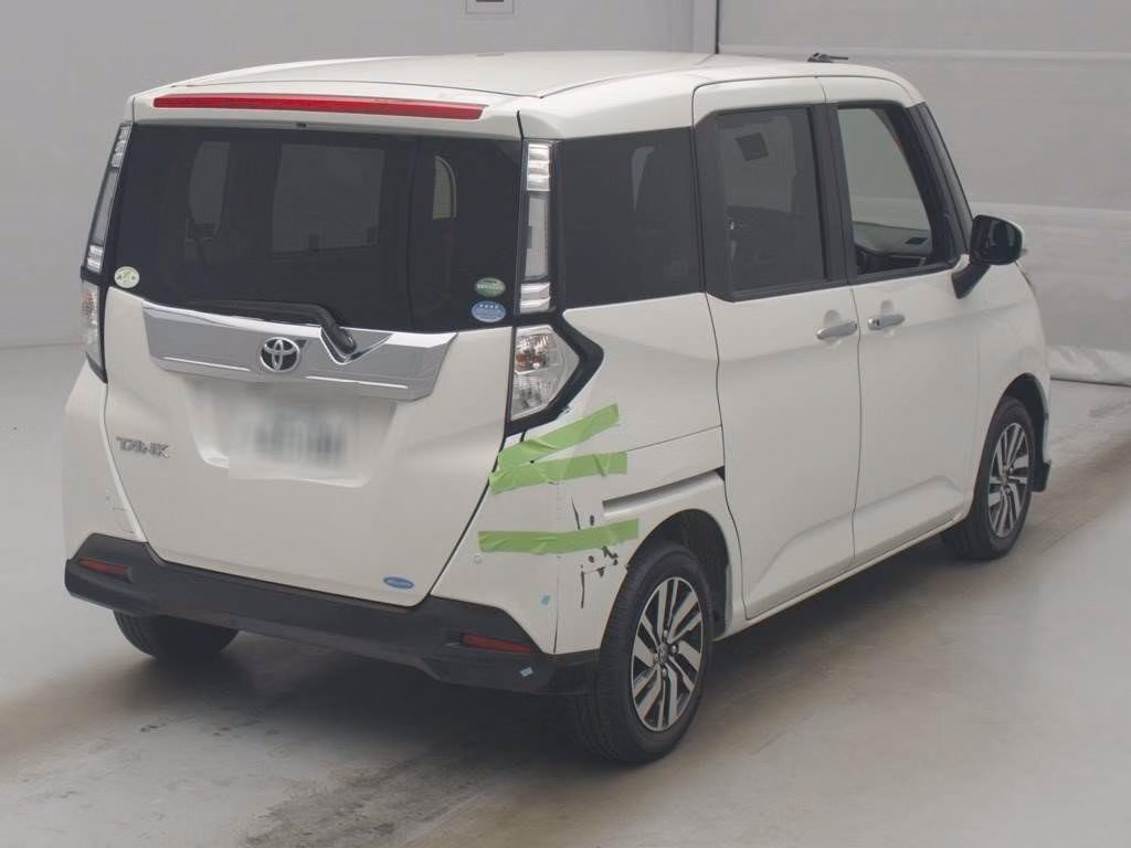 TOYOTA TANK