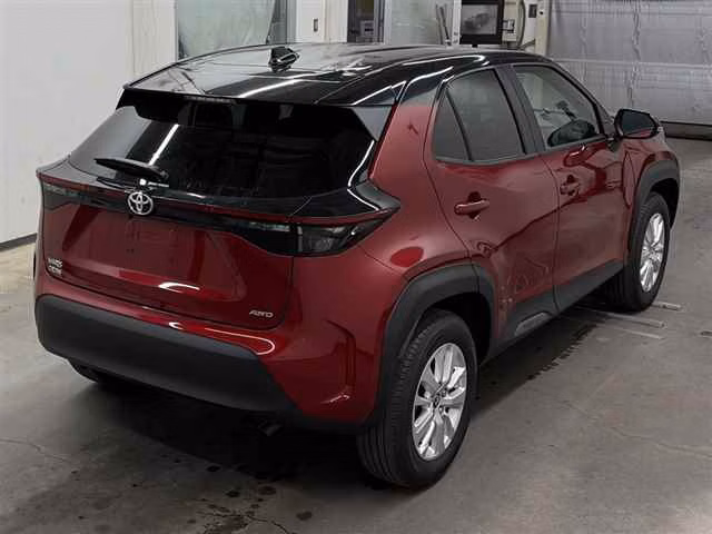 TOYOTA YARIS CROSS