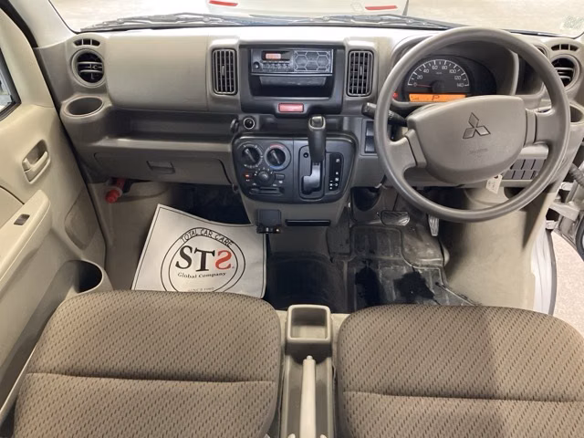 MITSUBISHI MINICAB