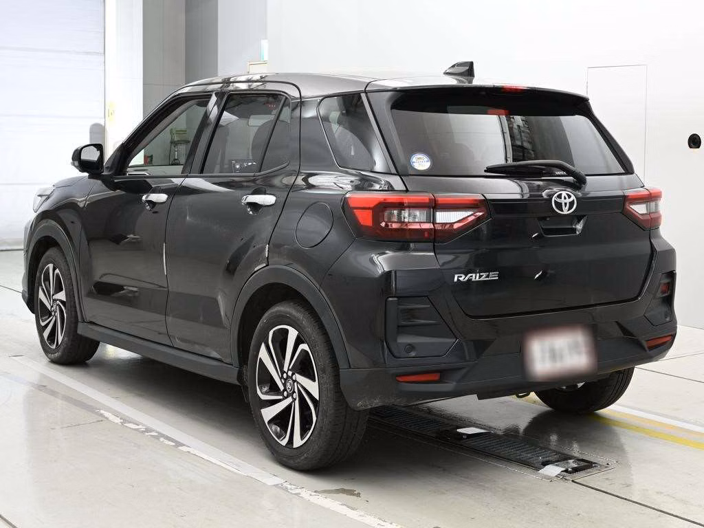 TOYOTA RAIZE