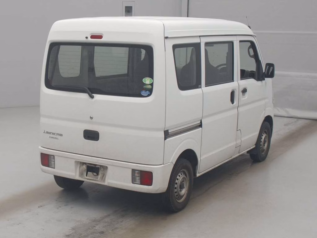 MITSUBISHI MINICAB