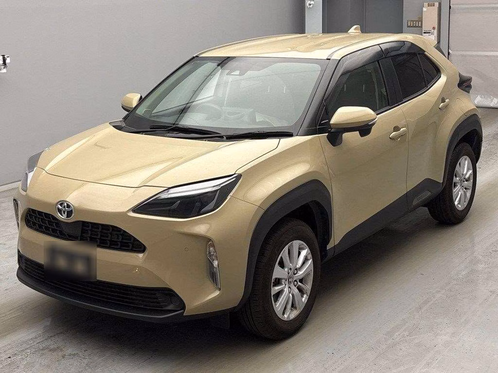 TOYOTA YARIS CROSS