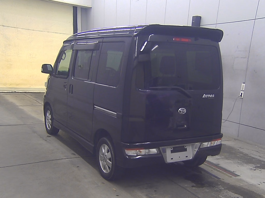 DAIHATSU ATRAI