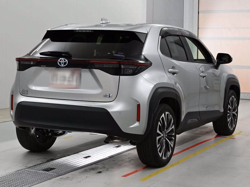 TOYOTA YARIS CROSS
