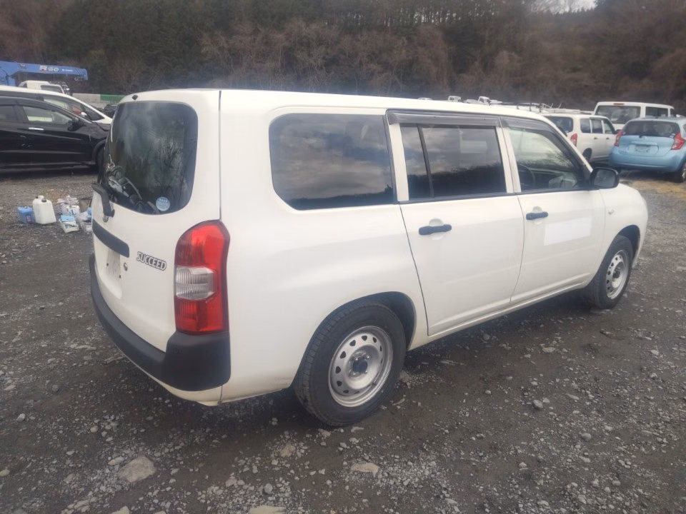 TOYOTA PROBOX