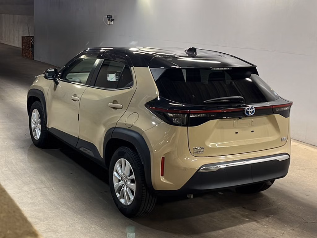 TOYOTA YARIS CROSS
