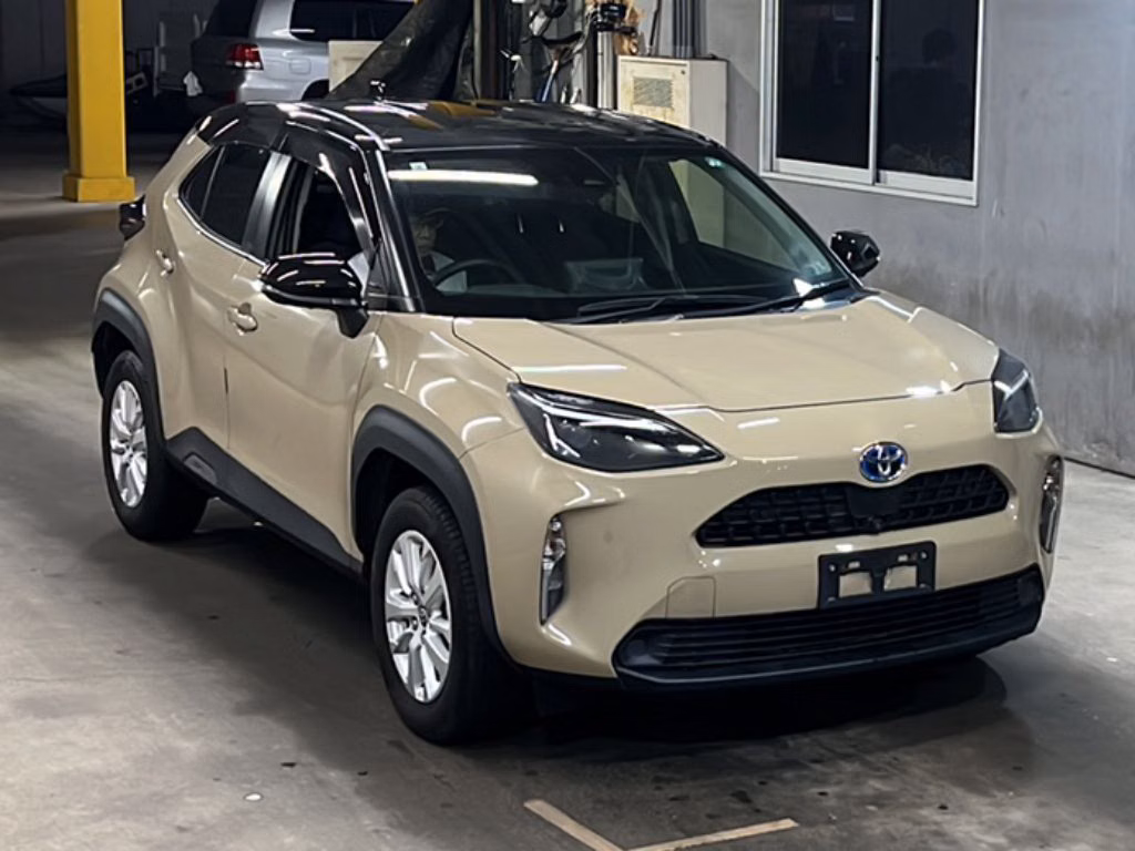 TOYOTA YARIS CROSS