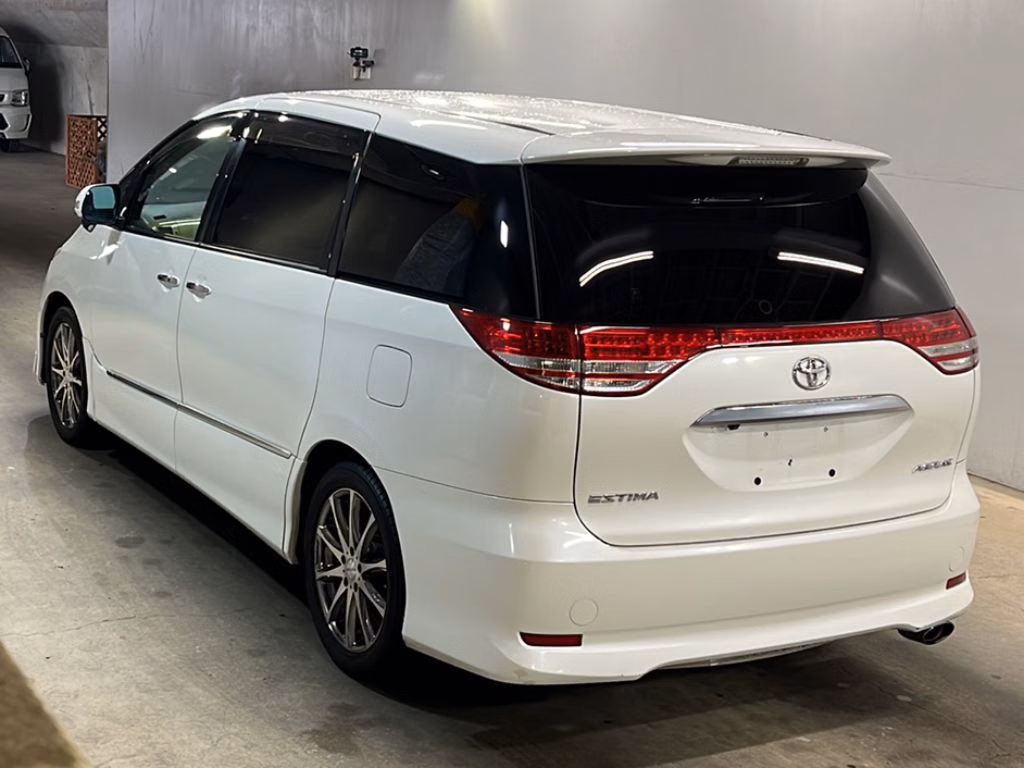 TOYOTA ESTIMA