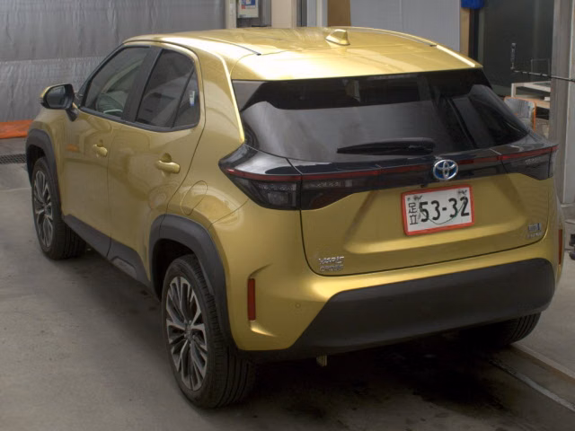 TOYOTA YARIS CROSS