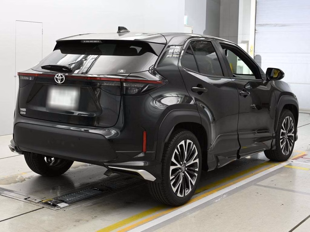 TOYOTA YARIS CROSS