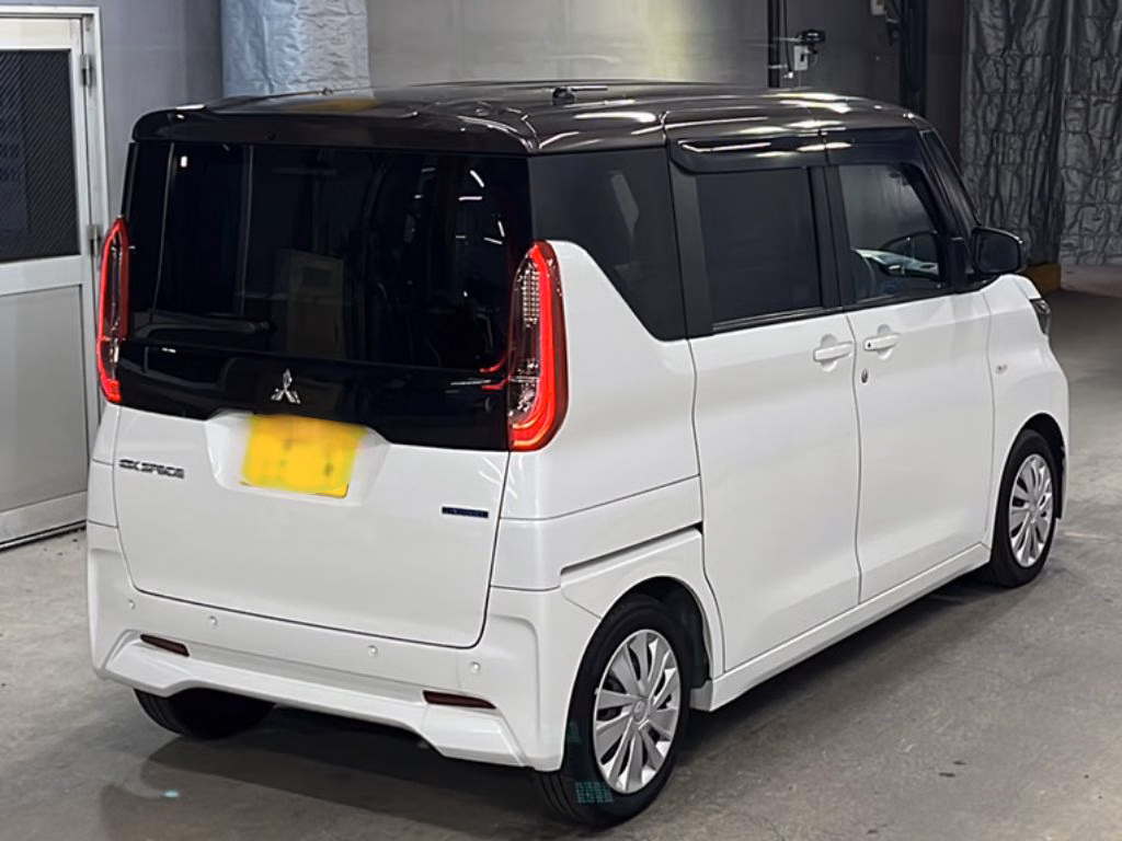 MITSUBISHI EK SPACE