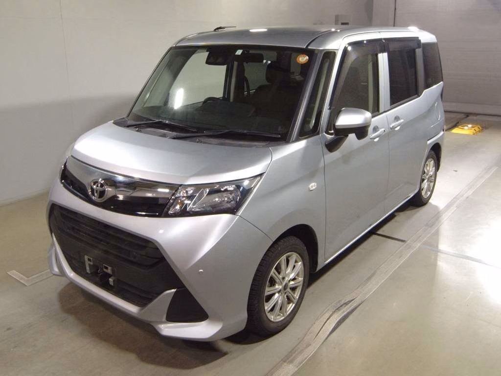TOYOTA TANK