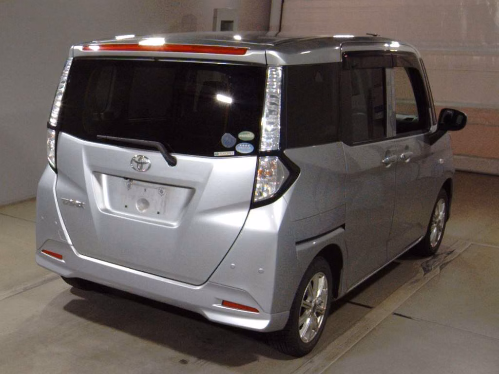TOYOTA TANK