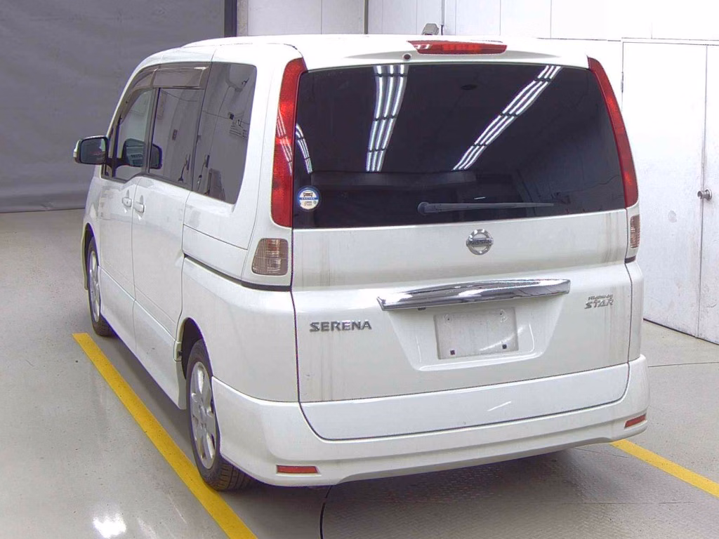 NISSAN SERENA