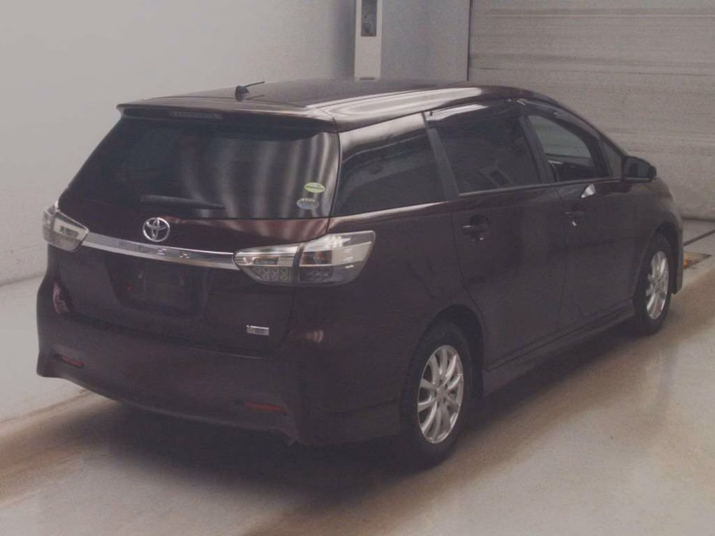 TOYOTA WISH